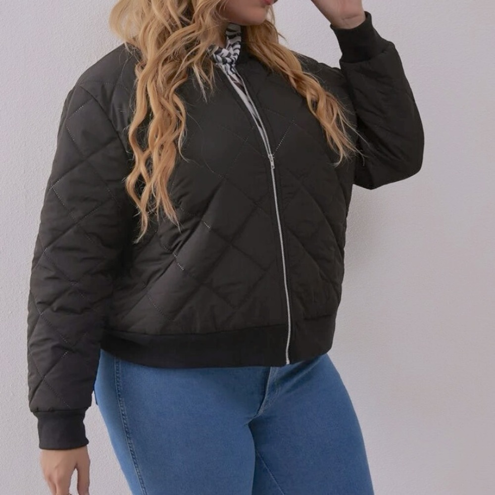 Black bomber quilted zip-up jacket